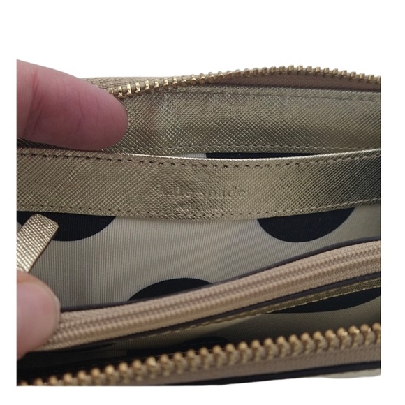 NWOT Kate Spade gold metallic leather wallet/wristlet. Perfect clutch or wallet! - Picture 7 of 11